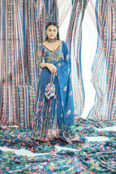 Narsin Dress - Navy blue